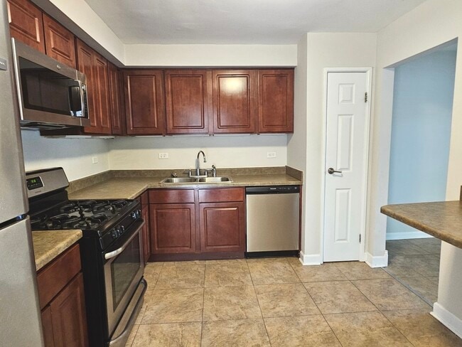 Photo - 228 Monroe Rd