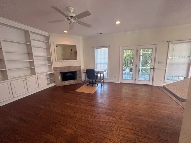 Photo - 111 Fawn Creek Ct