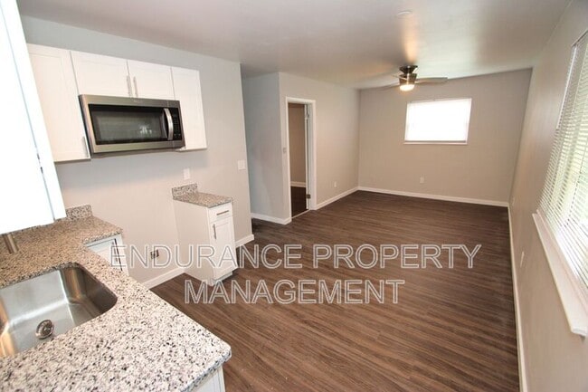 Photo - 918 Dennison Ave