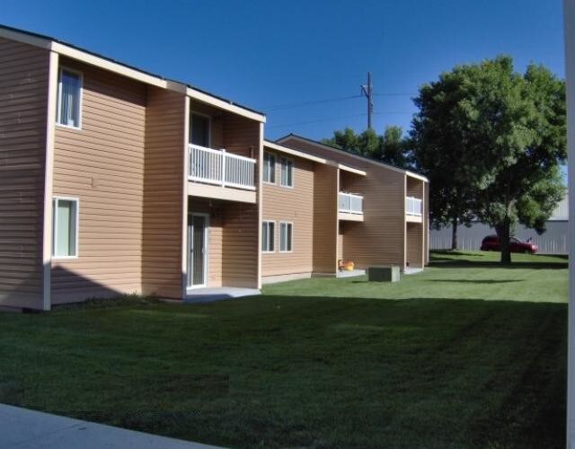 Madison Park Apartments - Madison Park Apartments