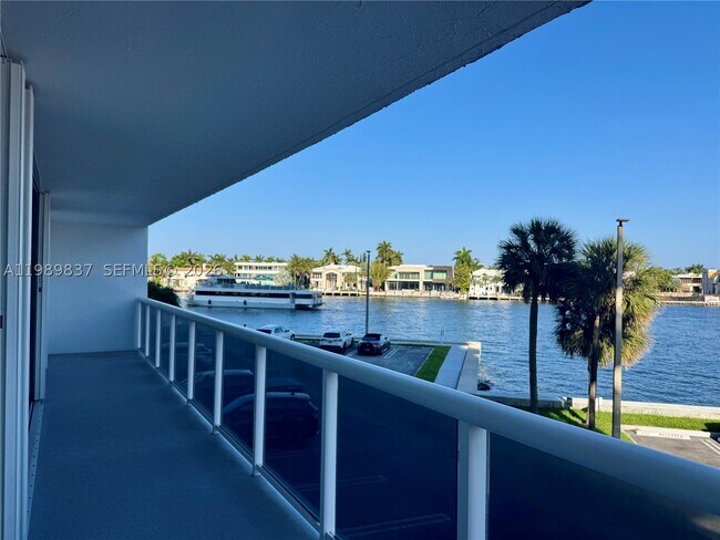 Photo - 20515 E Country Club Dr Unit 246