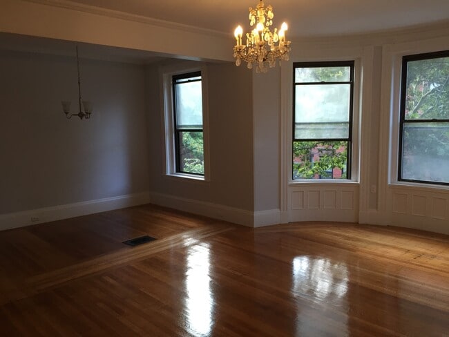 Photo - 400 Marlborough St Unit 3A