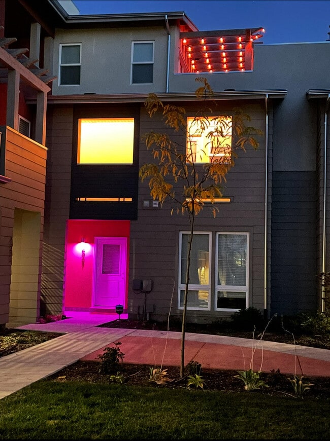 Photo - 4997 W Daybreak Pkwy Townhome