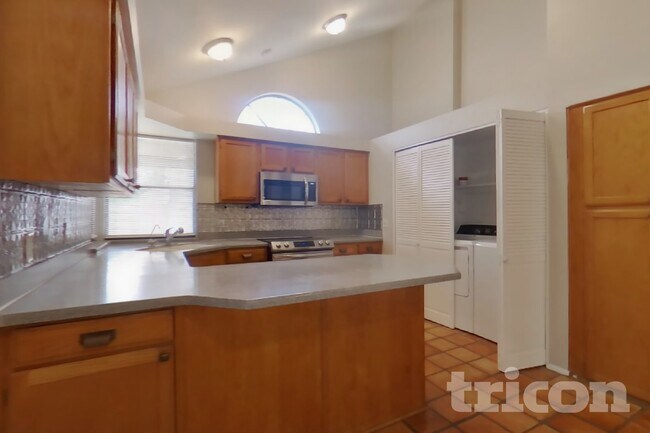Photo - 3031 W Mercer Ln