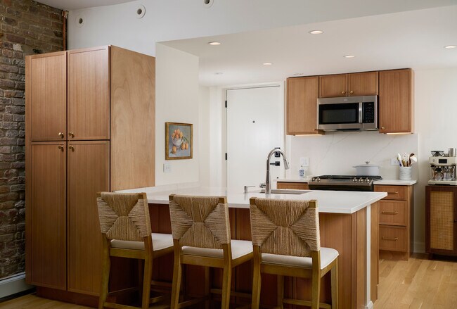 Photo - 1320 N La Salle Dr Unit 1