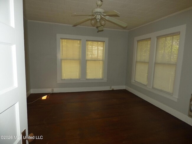 Photo - 412 S 6th St