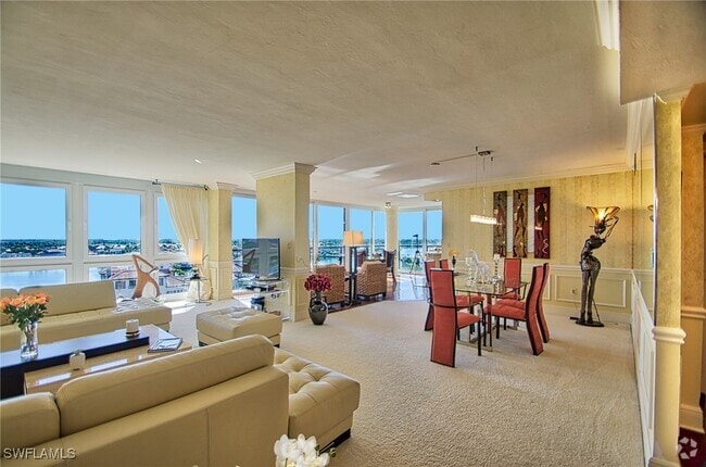 Building Photo - 4031 Gulf Shore Blvd N Unit 8E Rental