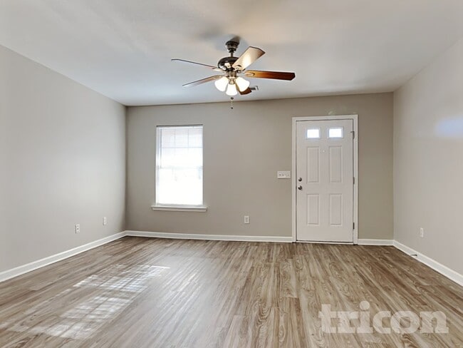 Photo - 573 Scarlet Sage Ln