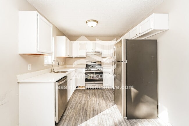 Photo - 718 Euclid Ave