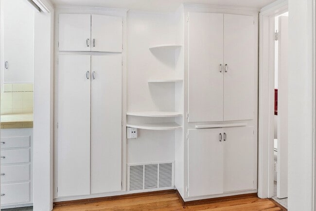 Photo - 4342 Iowa St Unit 4346