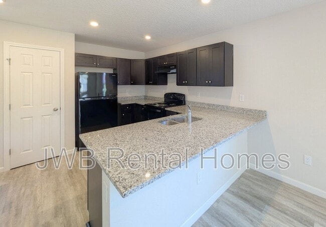 Photo - 2342 N Davis St