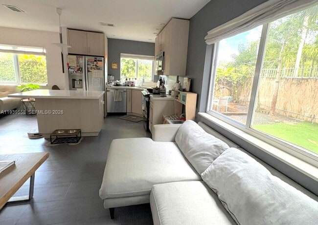 Photo - 13881 NE 2nd Ct