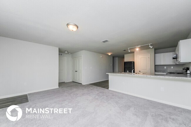Photo - 257 Gladiola Ct