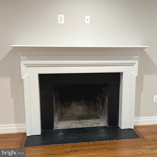 Photo - 4633 Rockwood Pkwy NW