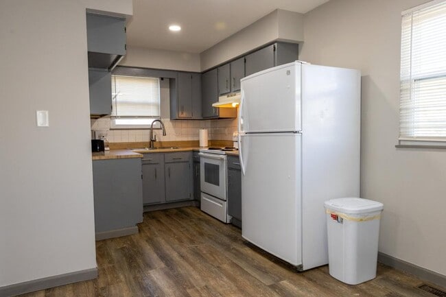 Photo - 1420 Villa Ct