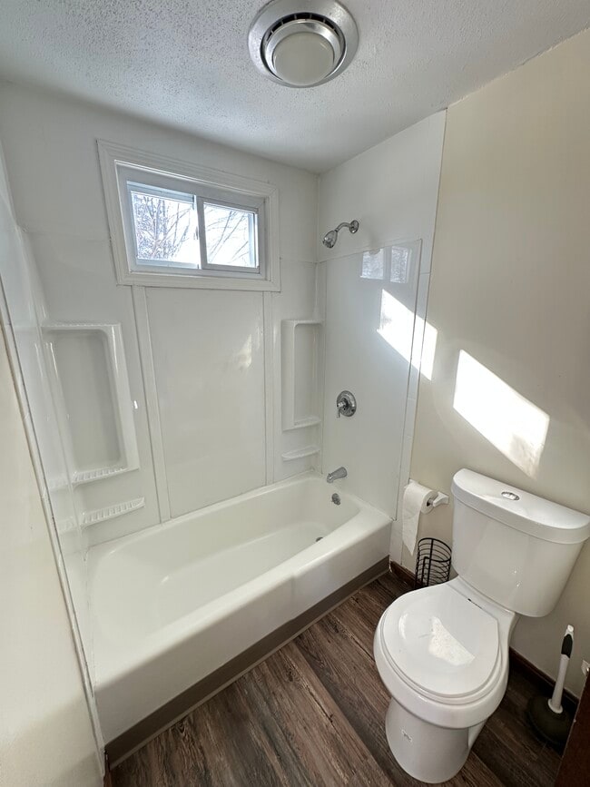 Photo - 93 W Calvin St Unit 93