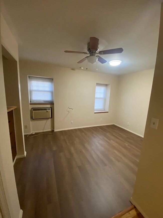 Photo - 6827 Michigan Ave Unit # 8