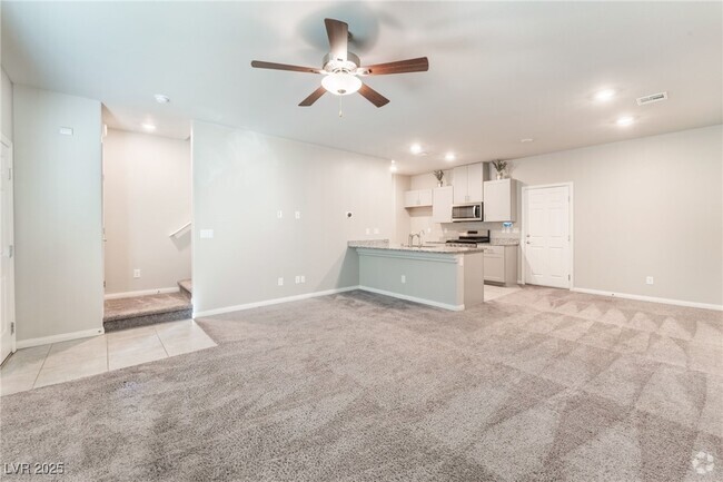 Building Photo - 7415 Sunray Point St Rental