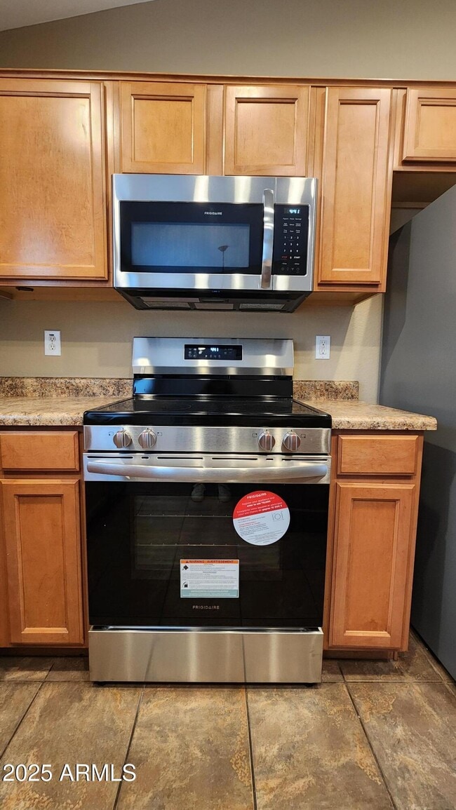 Photo - 42539 W Hillman Dr