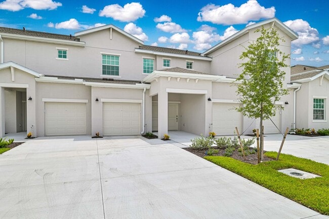 Building Photo - 20550 Hazelnut Ct