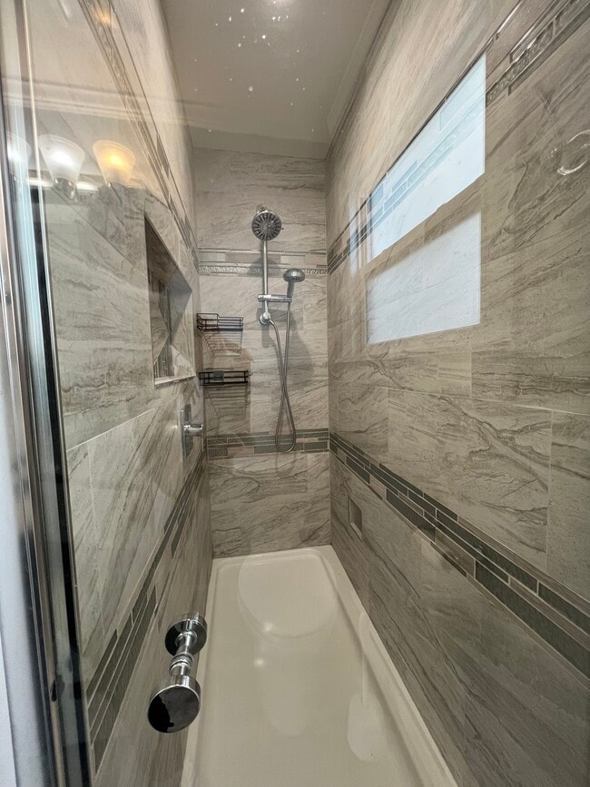 Photo - 206 Raupp Blvd