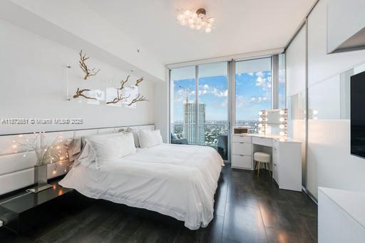 Photo - 92 SW 3rd St Unit 5108