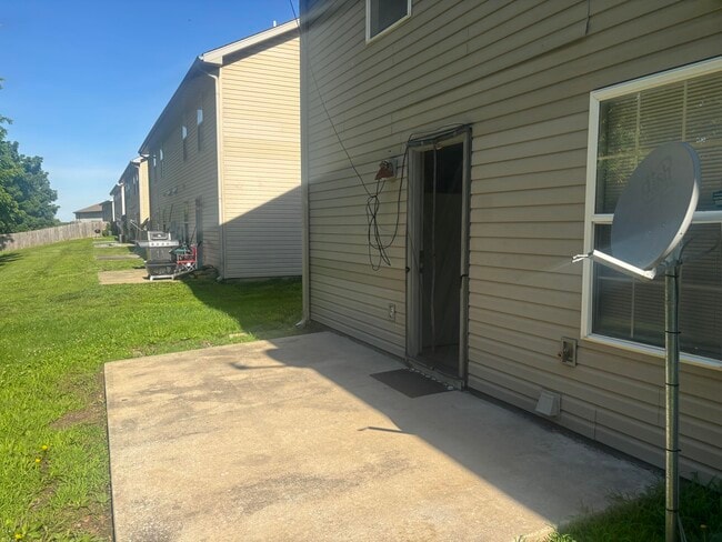 Photo - 1320 Raleigh Dr