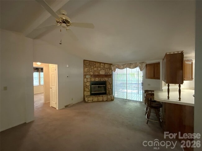 Photo - 2039 Vista Rd