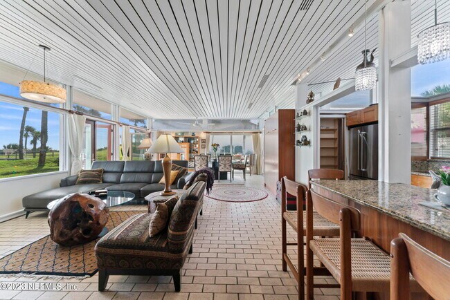 Photo - 2337 SEMINOLE Rd Unit A