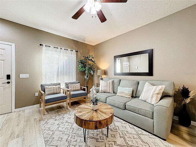 Photo - 8986 Shine Dr