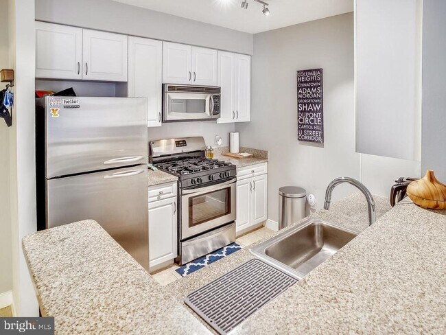 Photo - 555 Massachusetts Ave NW Unit 415