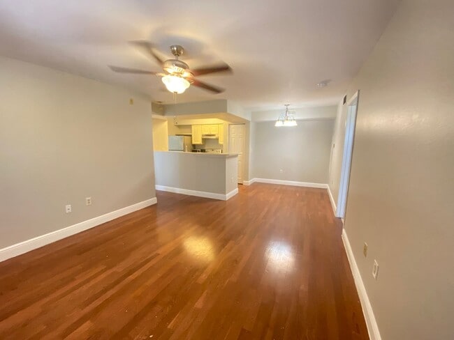 Photo - 2-Bed, 2-Bath Condo Near Celebration – Mov... Unidad 303
