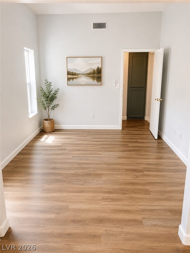 Photo - 10332 W Linfield Pl