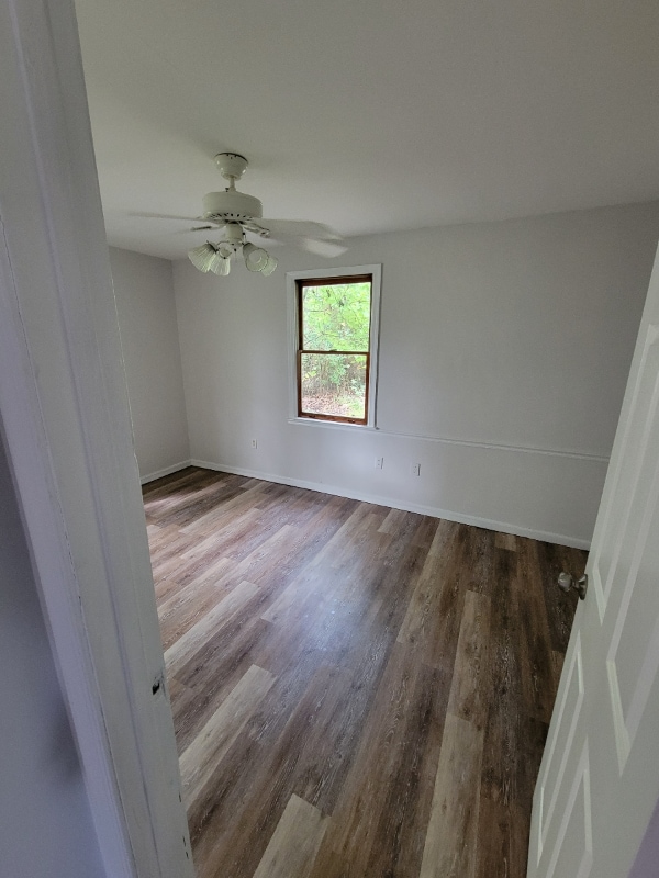 Photo - 1472 Berger St