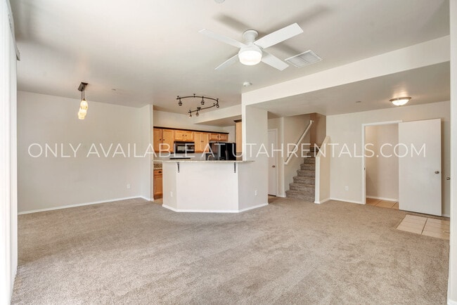 Photo - 6623 Blue Iris Dr