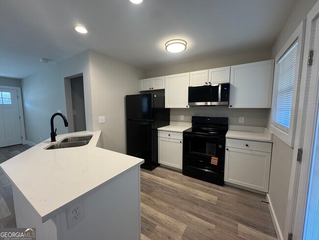 Photo - 820 Oglethorpe Ave