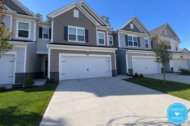 Photo - 5003 Fir Tree Ln