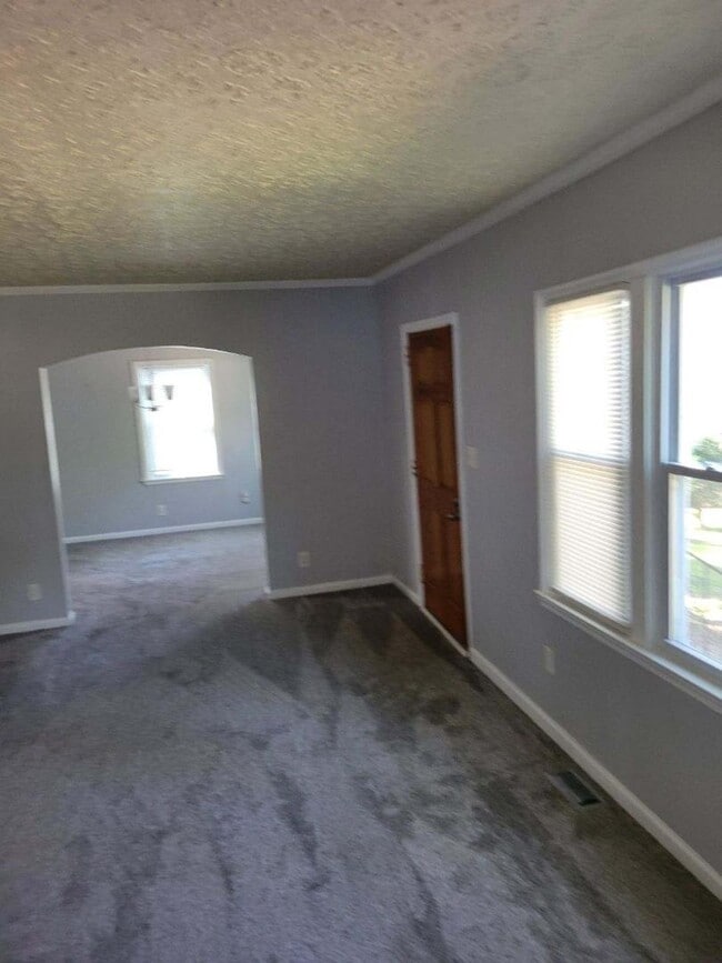 Photo - 2304 Beecher Rd SW