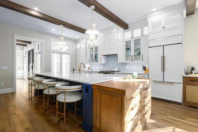 Photo - 1112 N St Peter St Unidad ID1299324P