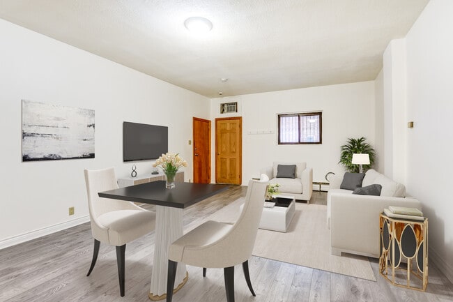 1033 St Clair Av W Unit 1