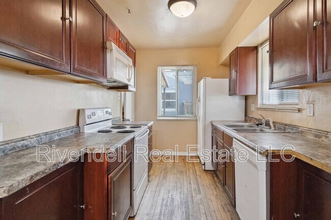 Photo - 5085 Eliot St