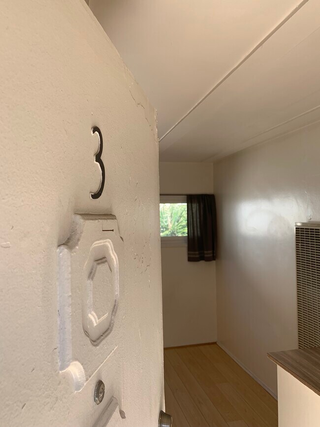 Photo - 400 Doheny N Dr Unit 3