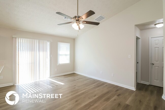 Photo - 85 Derby Country Dr