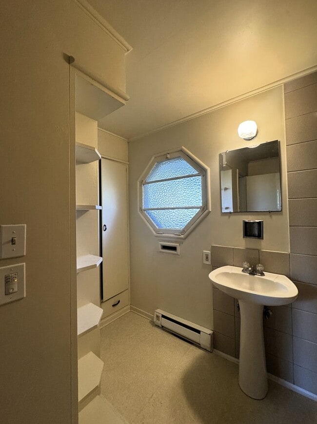 Photo - (PEA 414) 10th & Lawrence ~ 1 Bed/1 Bath Unit 414