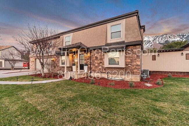 Building Photo - Move in special: $1000 off first month rent!! Rental