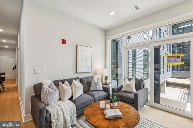 Photo - 6910 Ridge Ave Unit 305