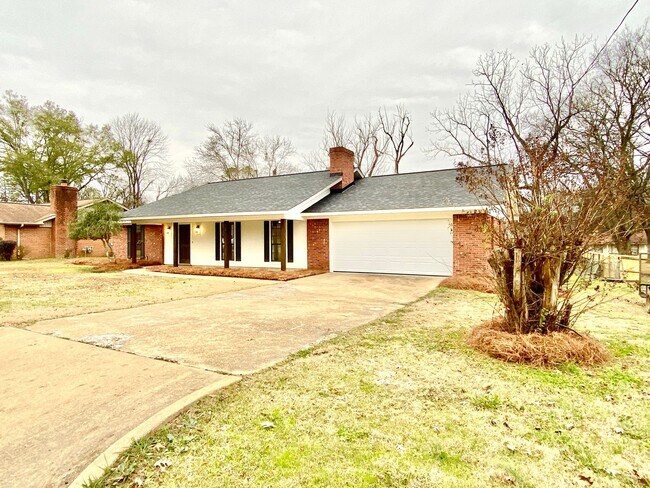 Photo - 2102 Fillmore Dr