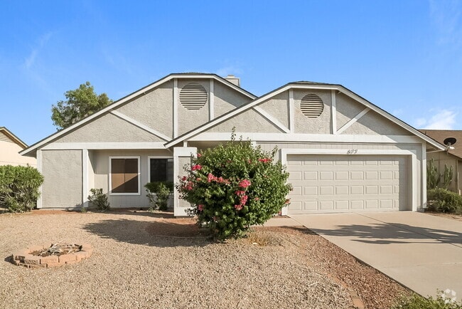 Building Photo - 677 W Shawnee Dr Rental