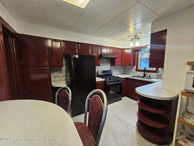 Photo - 423 E Lackawanna Ave