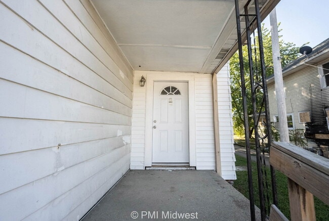 Photo - "Spacious 4-Bedroom Haven in Indianapolis ...